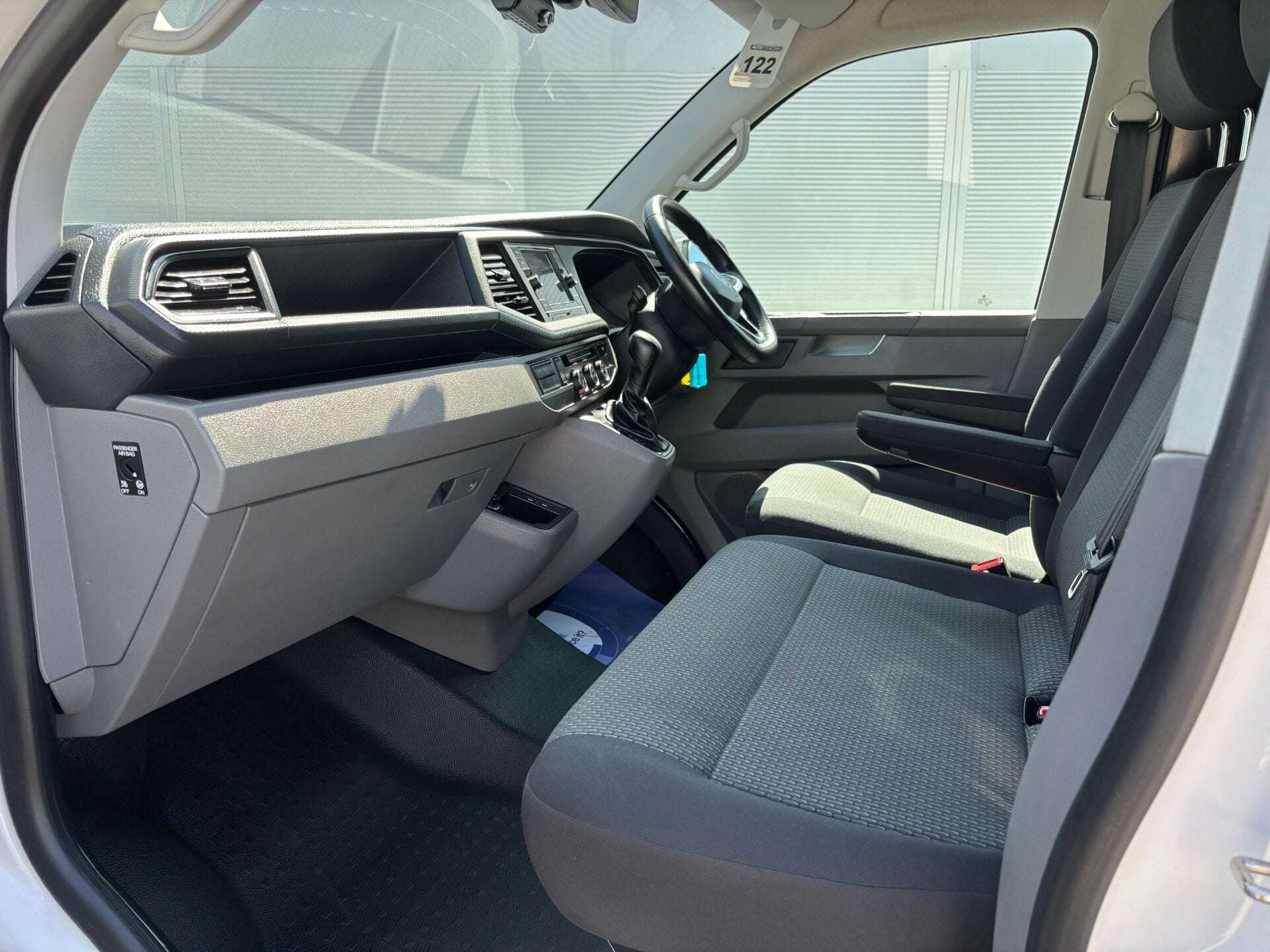 2024 VOLKSWAGEN TRANSPORTER 2024 VOLKSWAGEN TRANSPORTER