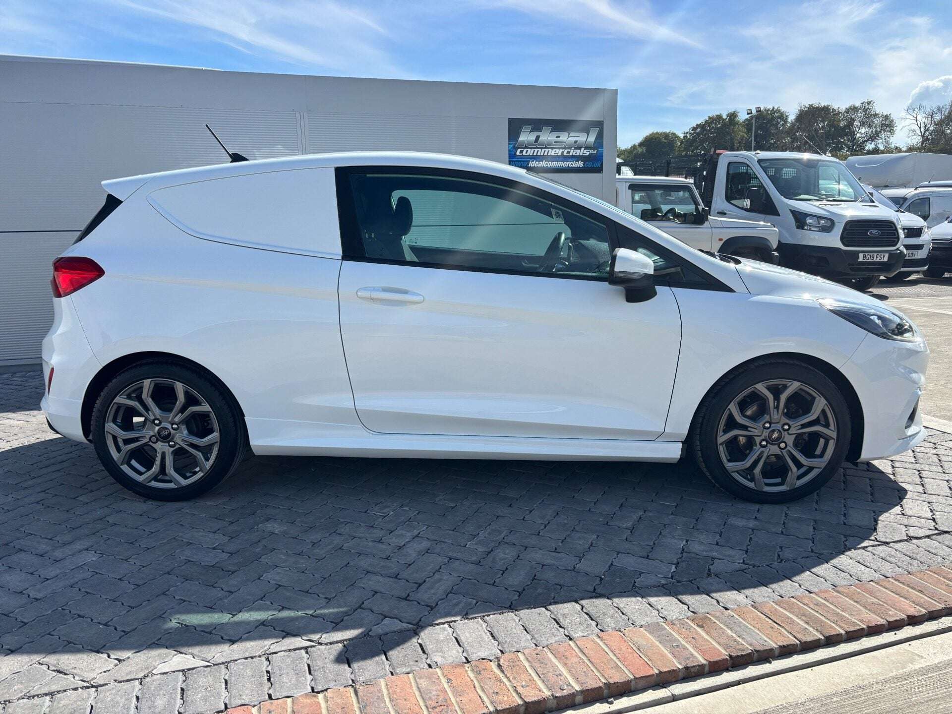 2021 FORD FIESTA 2021 FORD FIESTA