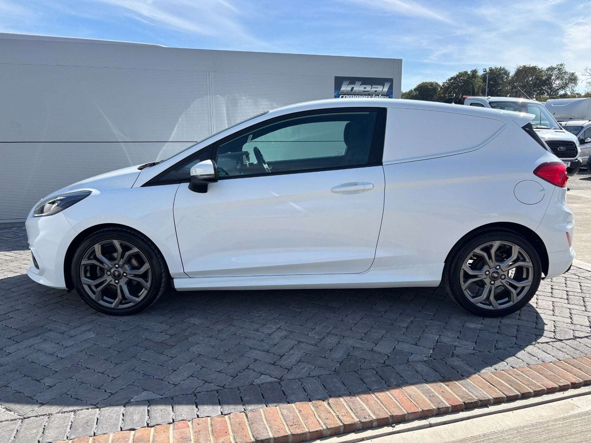 2021 FORD FIESTA 2021 FORD FIESTA