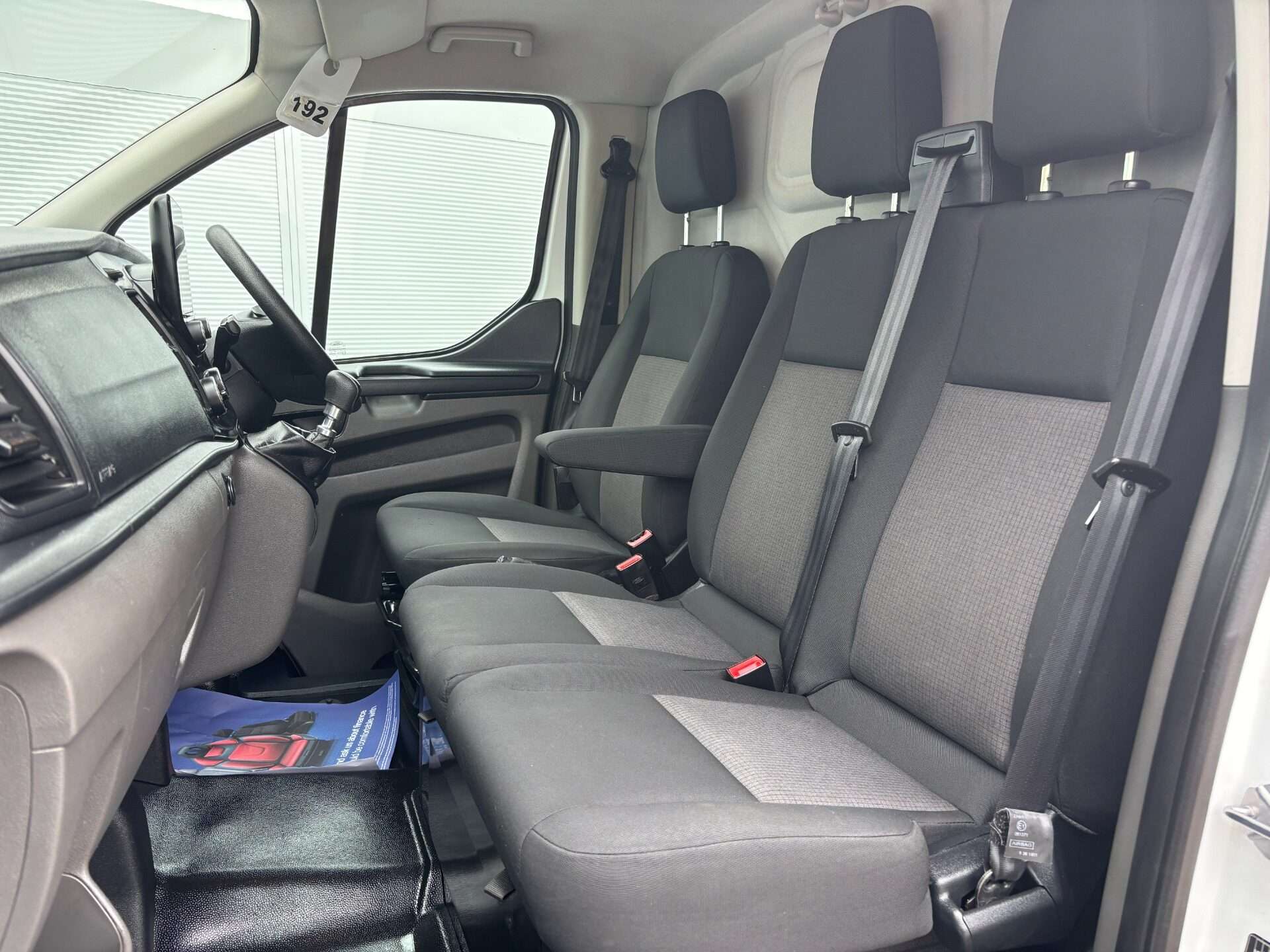 A 2020 FORD TRANSIT CUSTOM 320 L2 Leader Panel Van - Air Con / Sat Nav A 2020 FORD TRANSIT CUSTOM 320 L2 Leader Panel Van - Air Con / Sat Nav