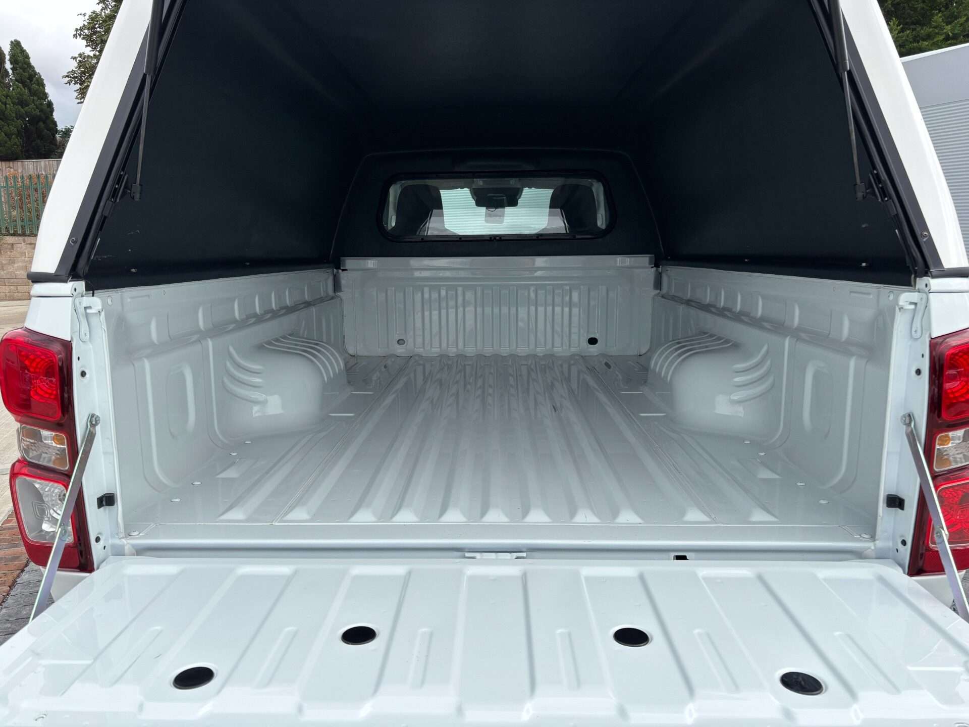 2022 ISUZU D-MAX 2022 ISUZU D-MAX
