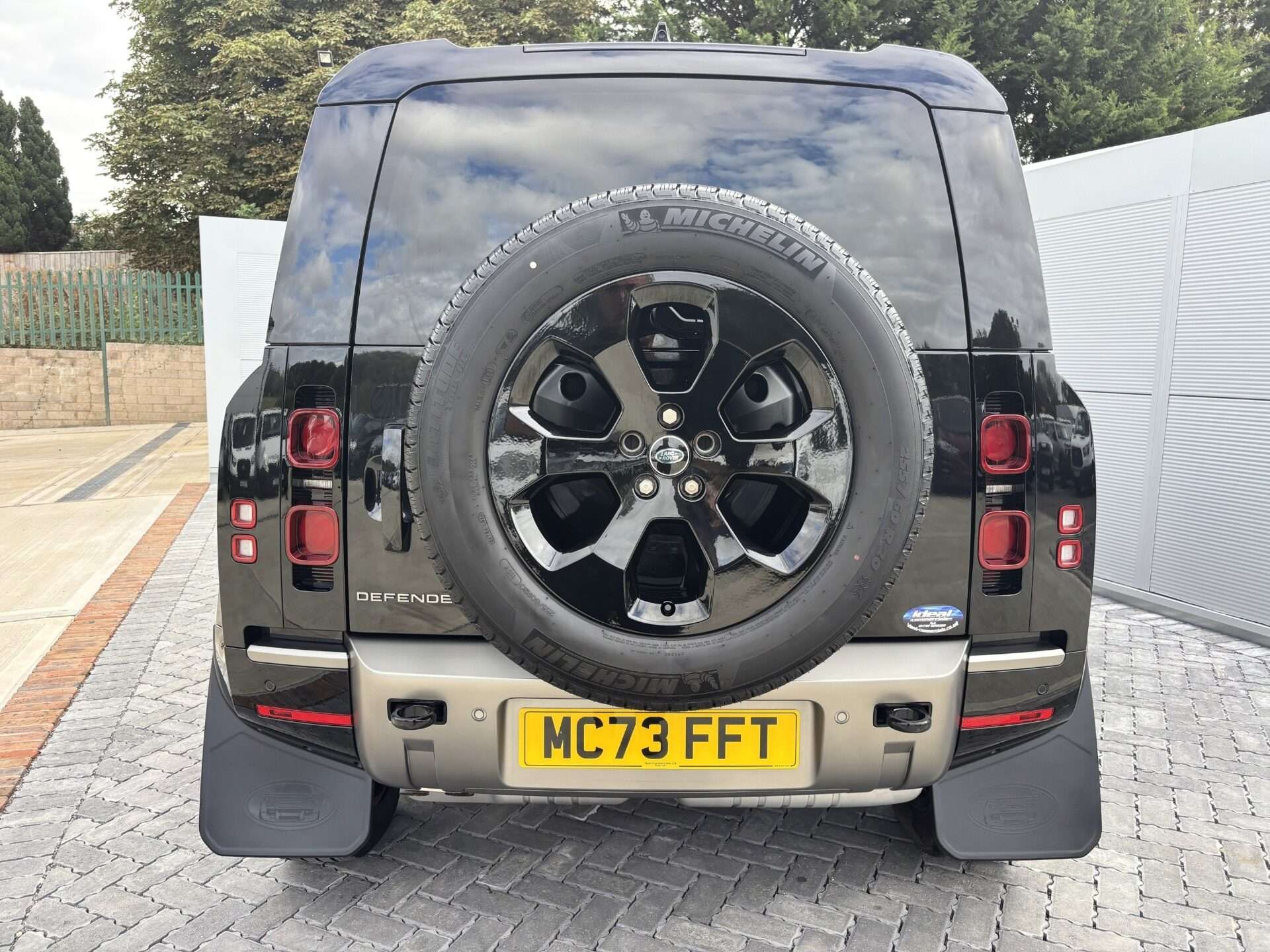 2023 LAND ROVER DEFENDER 90 2023 LAND ROVER DEFENDER 90