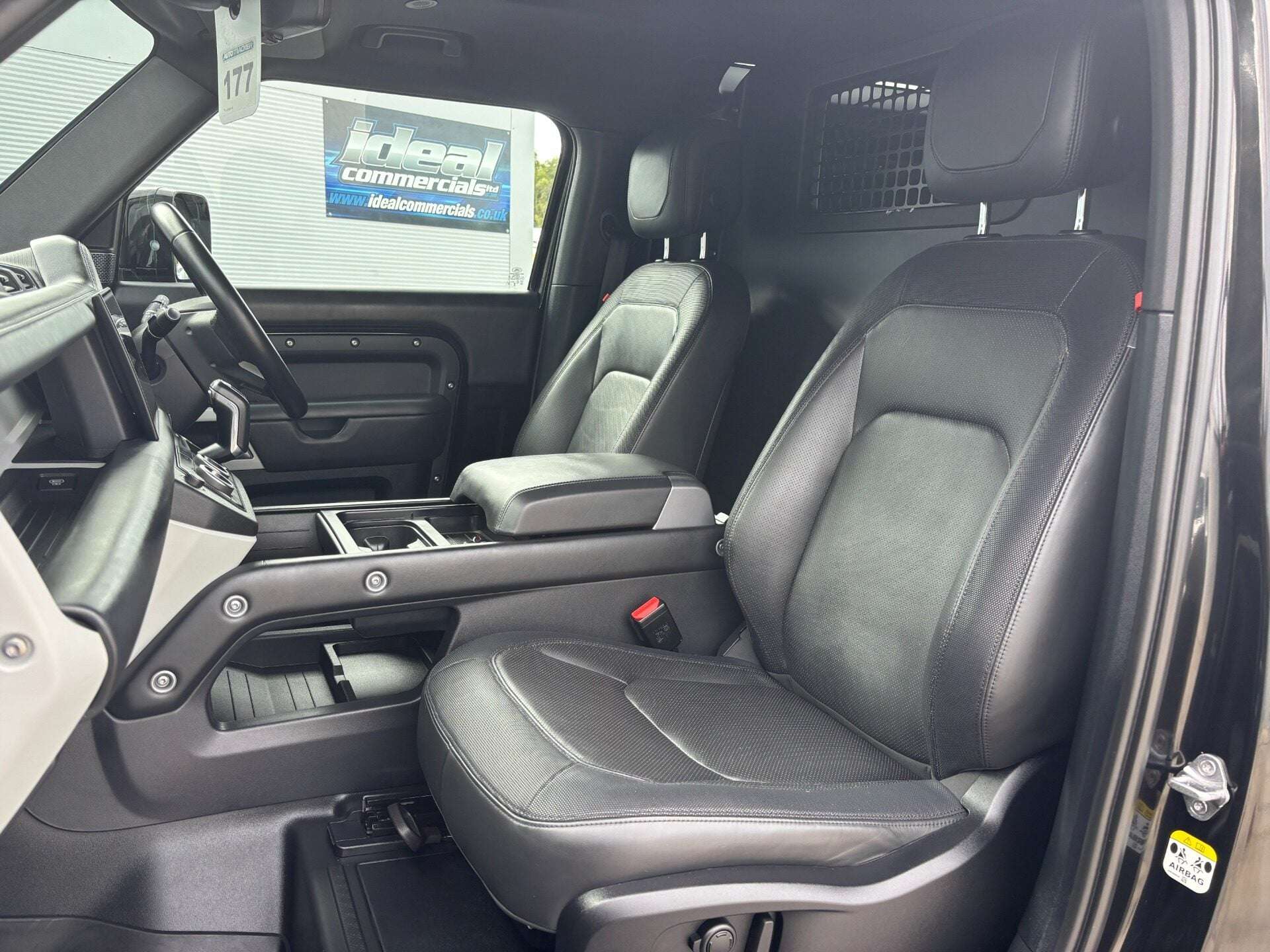 A 2023 LAND ROVER DEFENDER 90 D300 Hard Top X-Dynamic HSE A 2023 LAND ROVER DEFENDER 90 D300 Hard Top X-Dynamic HSE