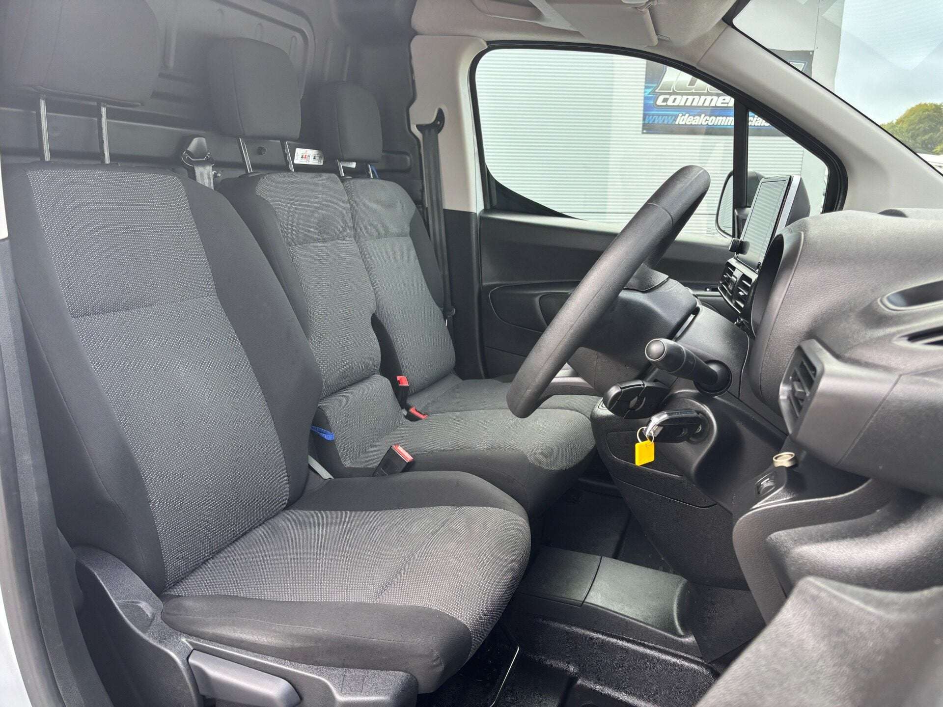 A 2023 CITROEN BERLINGO 1000 Enterprise Edition M 102 ps BlueHDi A 2023 CITROEN BERLINGO 1000 Enterprise Edition M 102 ps BlueHDi