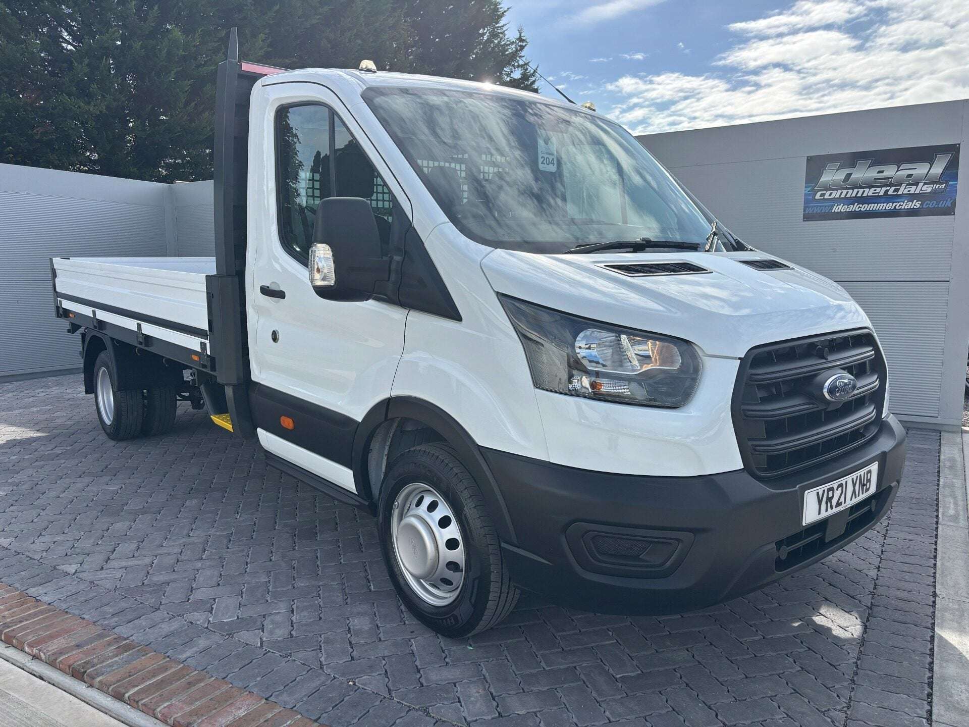 A 2021 FORD TRANSIT 350 Drw L3 Leader 130 ps Dropside Truck A 2021 FORD TRANSIT 350 Drw L3 Leader 130 ps Dropside Truck