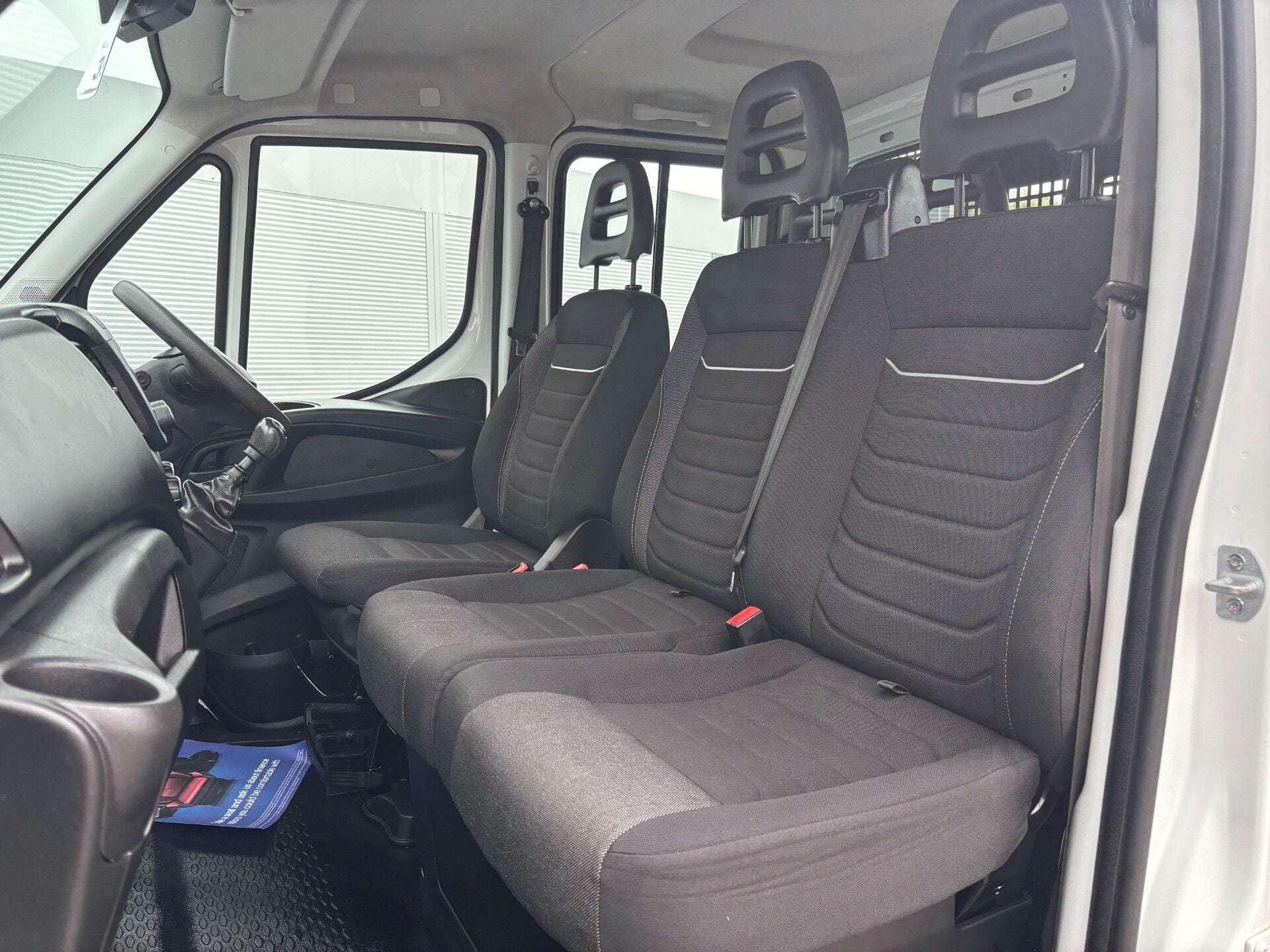A 2023 IVECO DAILY 35C18HDB Crew Cab Tipper - Business A 2023 IVECO DAILY 35C18HDB Crew Cab Tipper - Business