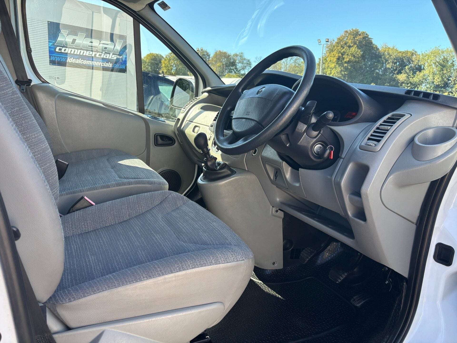 2014 RENAULT TRAFIC 2014 RENAULT TRAFIC