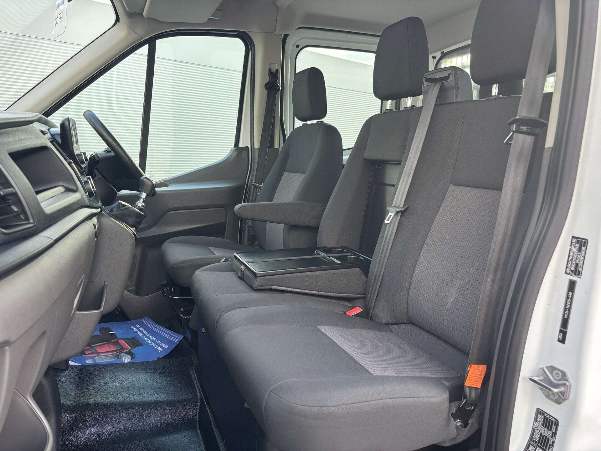 A 2020 FORD TRANSIT 350 Drw L3 130 ps Crew Cab Dropside Truck A 2020 FORD TRANSIT 350 Drw L3 130 ps Crew Cab Dropside Truck