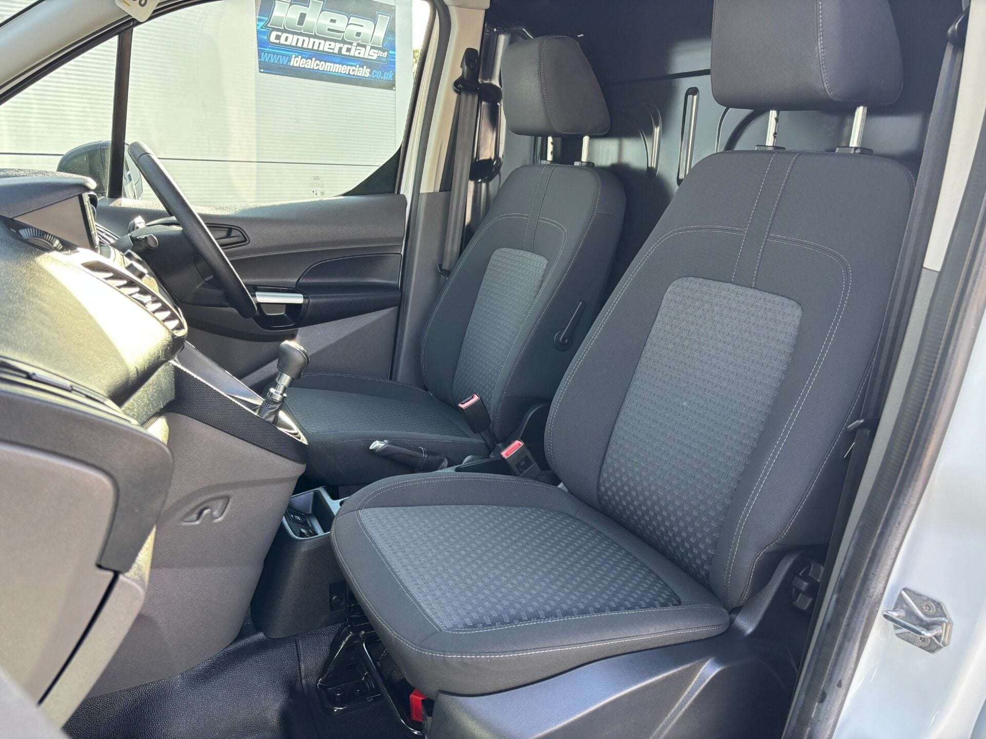 A 2023 FORD TRANSIT CONNECT 240 L1 Trend 100 ps Panel Van with Air Conditioning - Ex NHS A 2023 FORD TRANSIT CONNECT 240 L1 Trend 100 ps Panel Van with Air Conditioning - Ex NHS