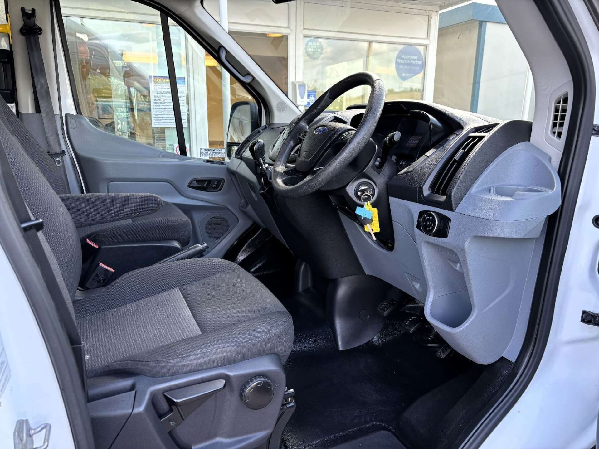2015 FORD TRANSIT 2015 FORD TRANSIT