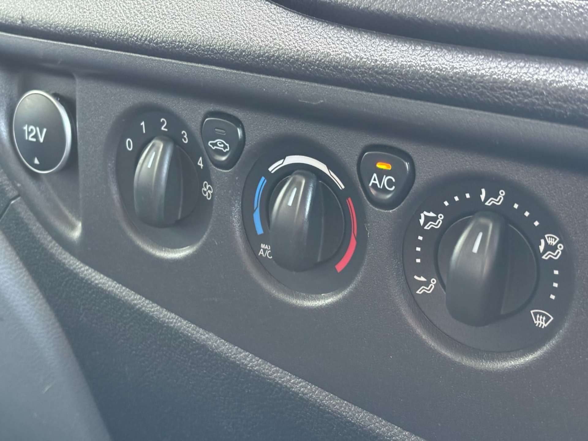 2015 FORD TRANSIT 2015 FORD TRANSIT