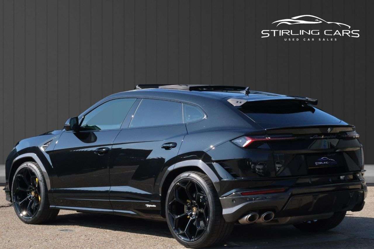 2025 LAMBORGHINI URUS 2025 LAMBORGHINI URUS