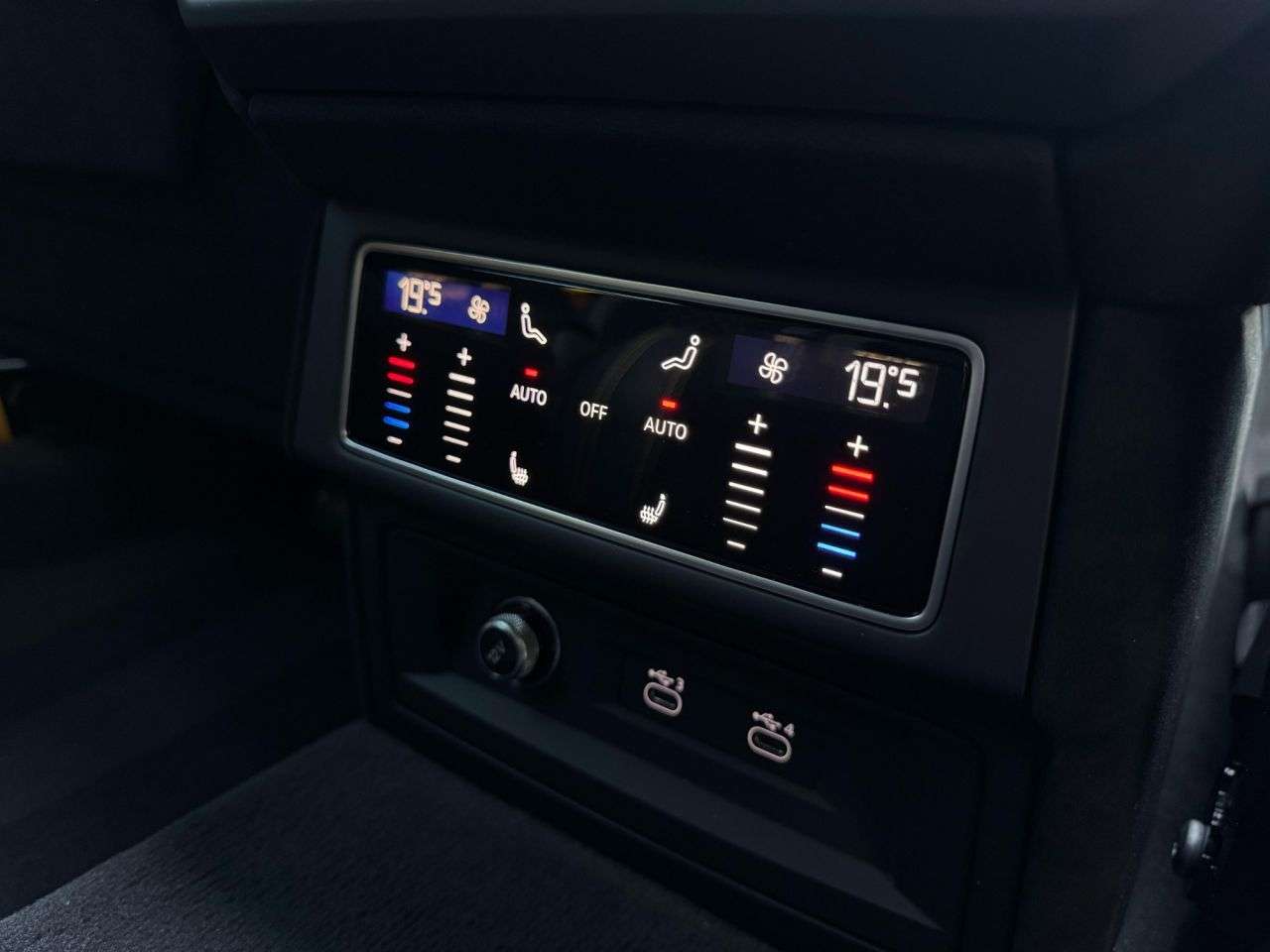 2025 LAMBORGHINI URUS 2025 LAMBORGHINI URUS