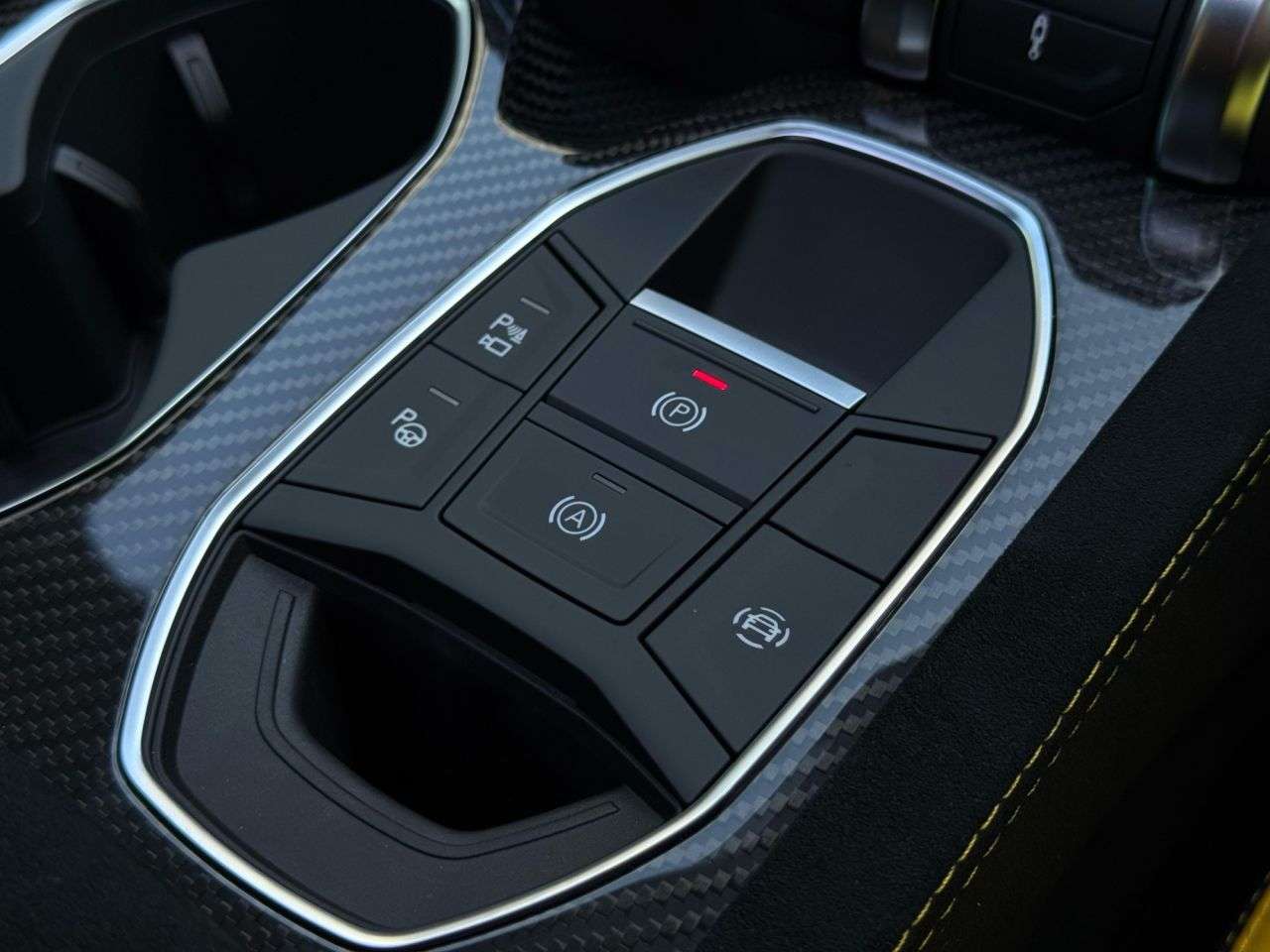 2025 LAMBORGHINI URUS 2025 LAMBORGHINI URUS