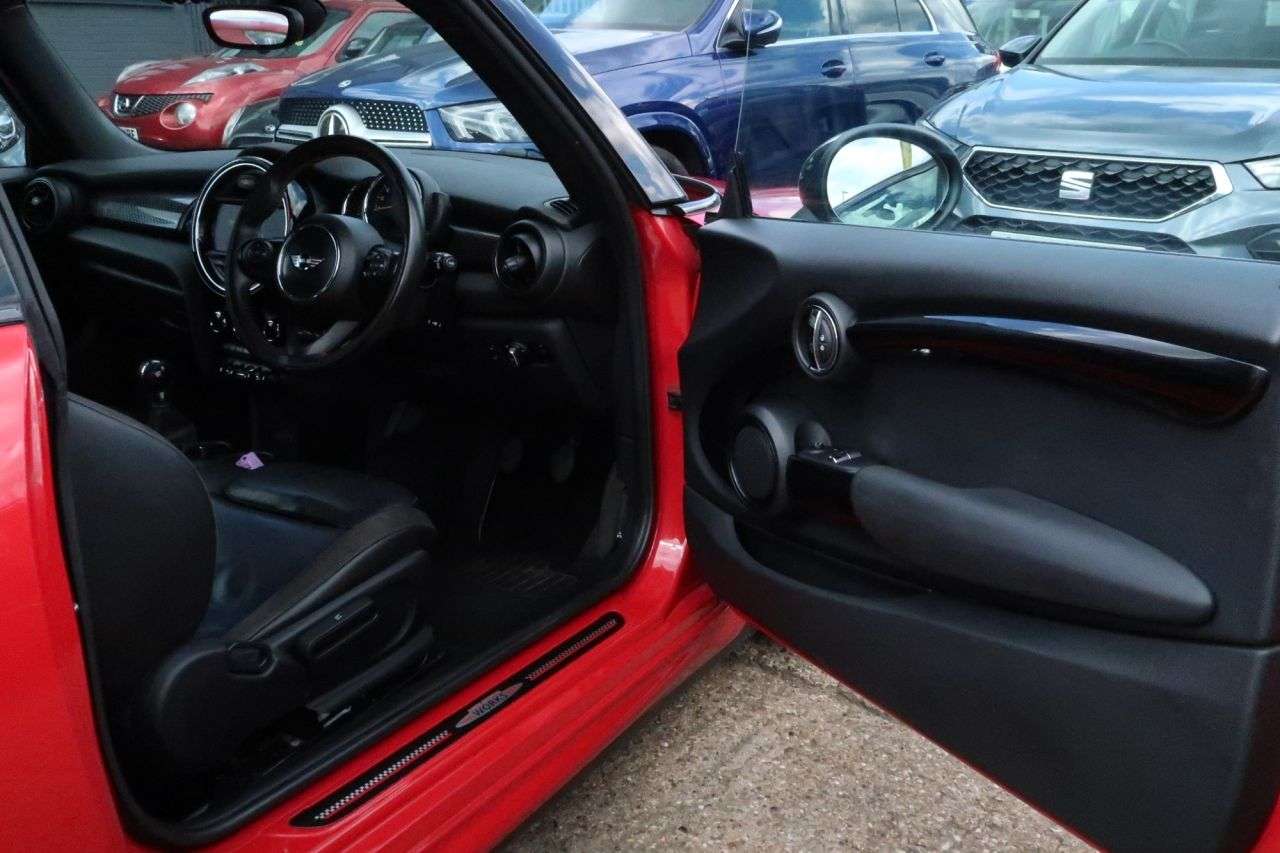 2017 MINI HATCH 2017 MINI HATCH