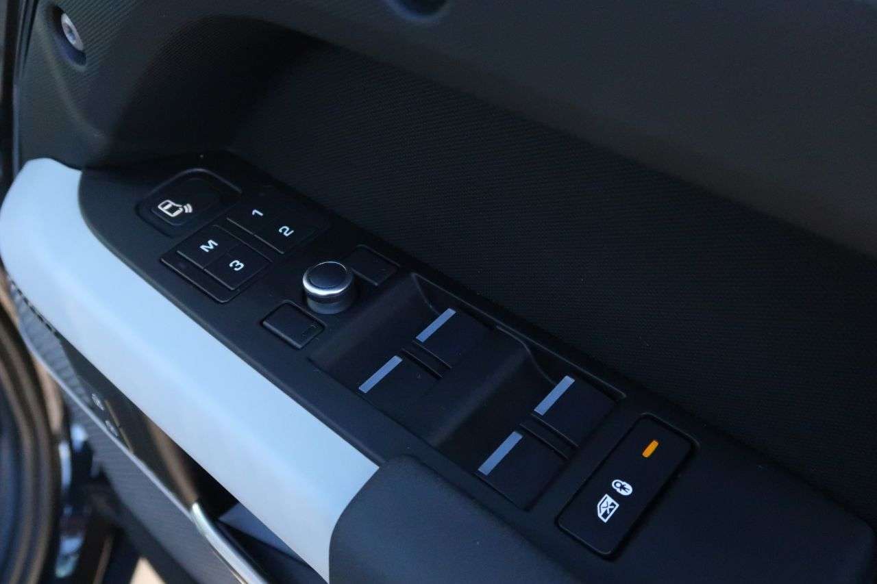 2020 LAND ROVER DEFENDER 2020 LAND ROVER DEFENDER