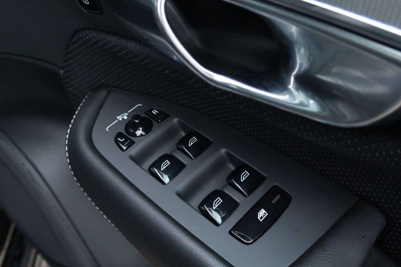 2021 VOLVO XC90 2021 VOLVO XC90