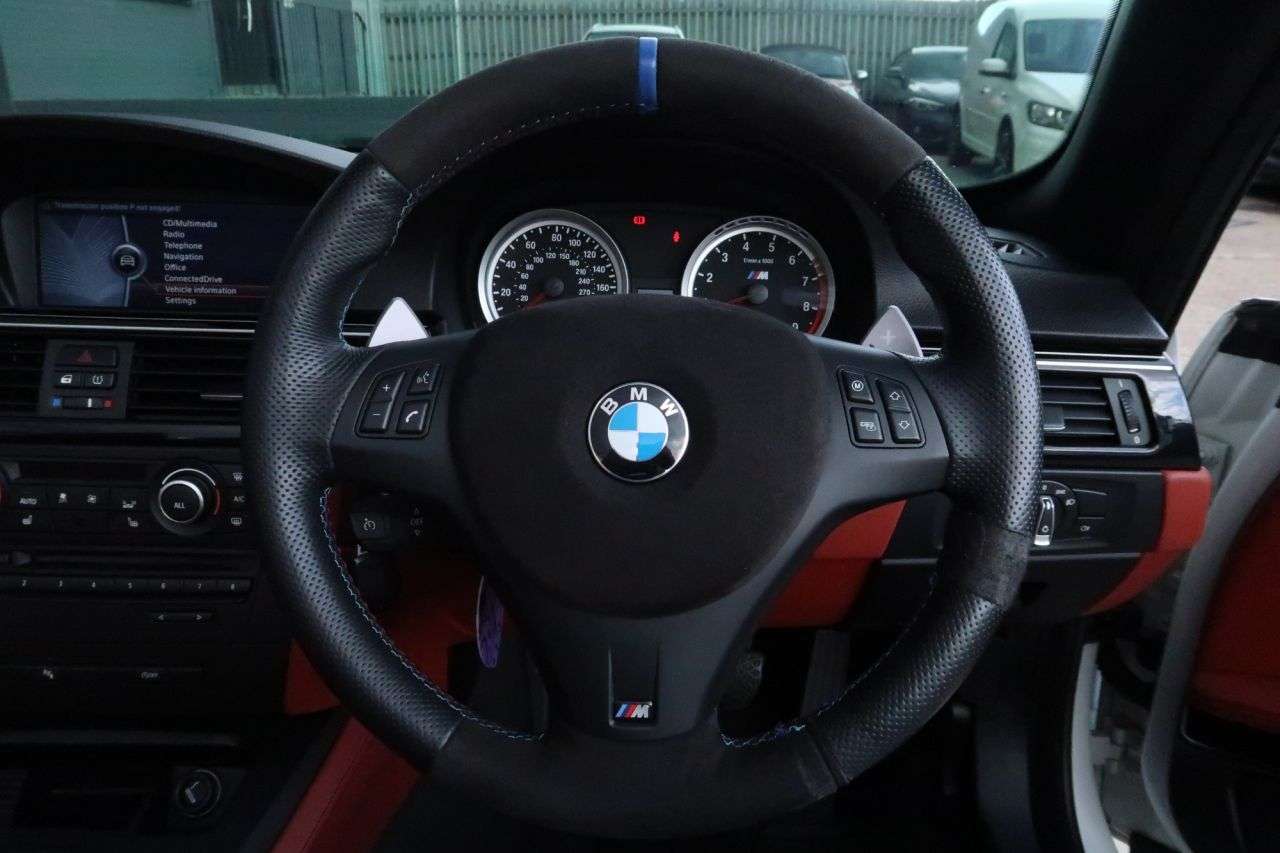 2013 BMW M3 2013 BMW M3