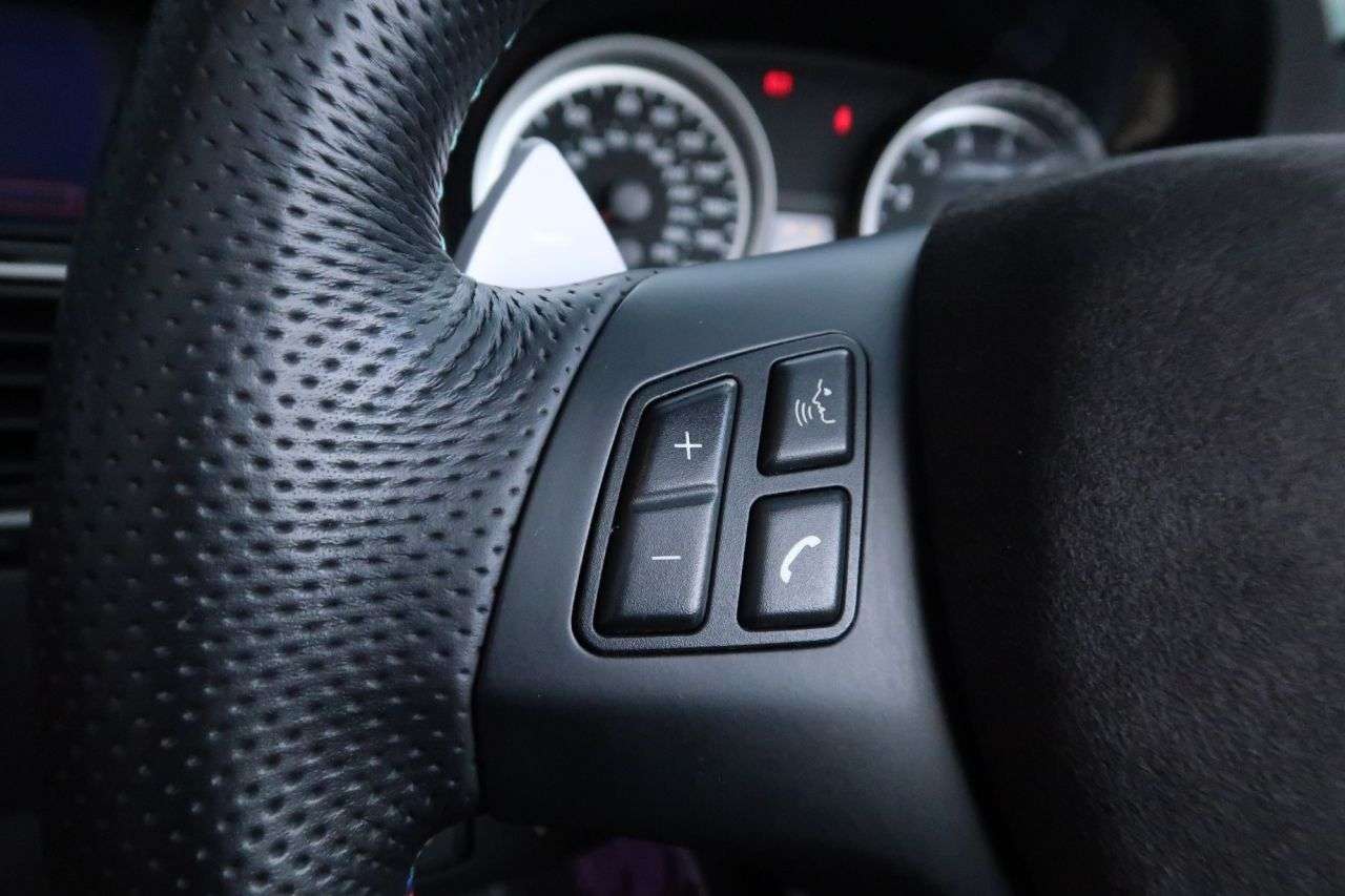 2013 BMW M3 2013 BMW M3