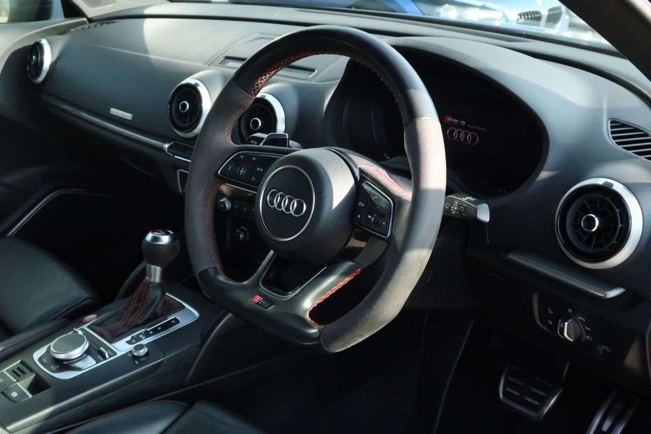2018 AUDI RS3 2018 AUDI RS3
