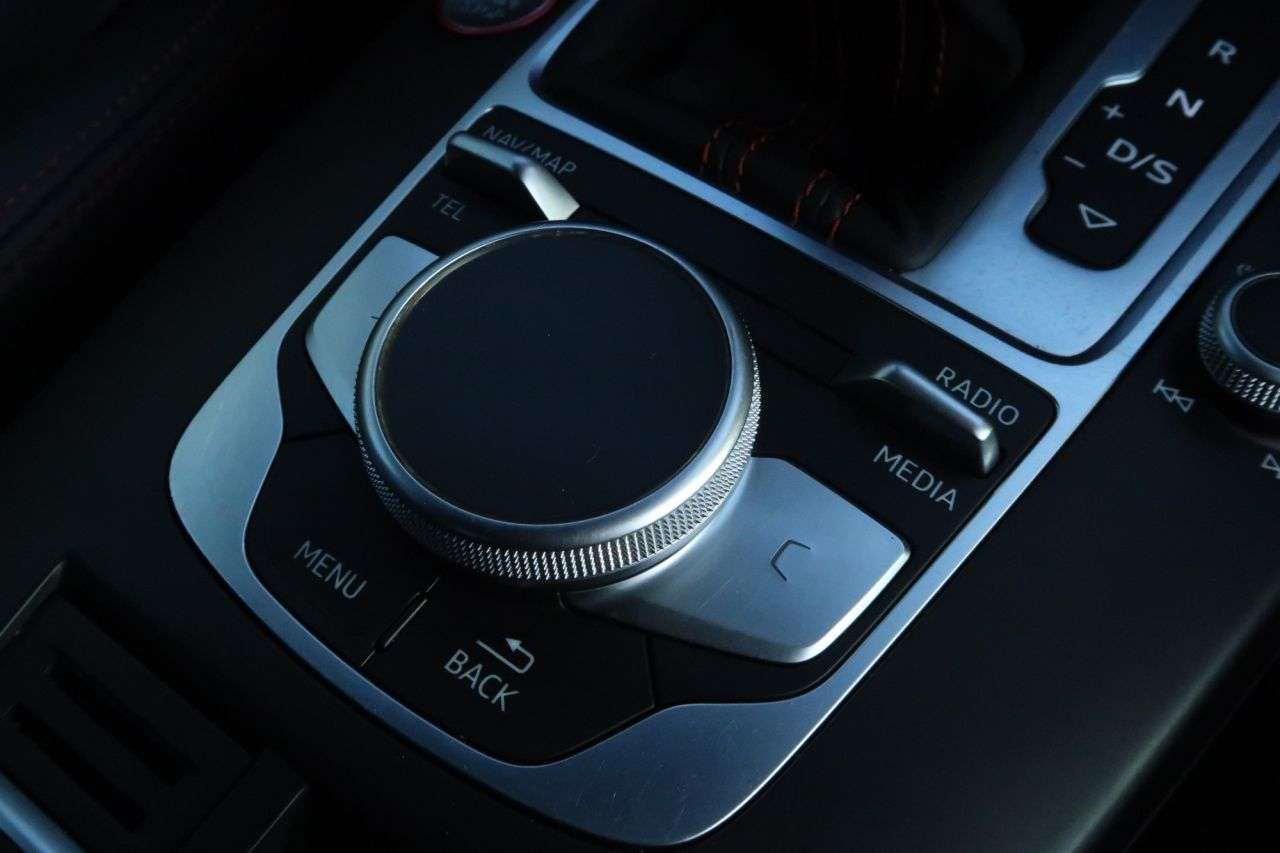 2018 AUDI RS3 2018 AUDI RS3