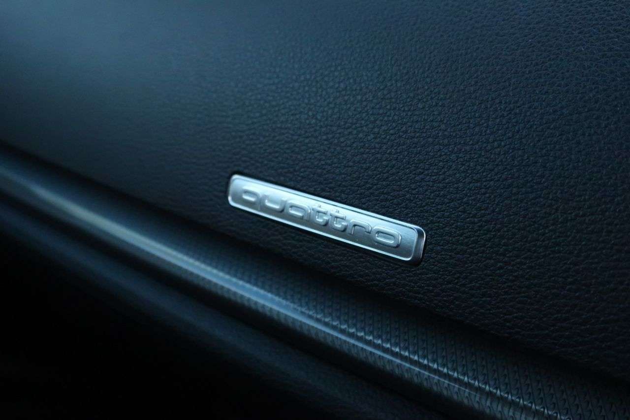 2018 AUDI RS3 2018 AUDI RS3