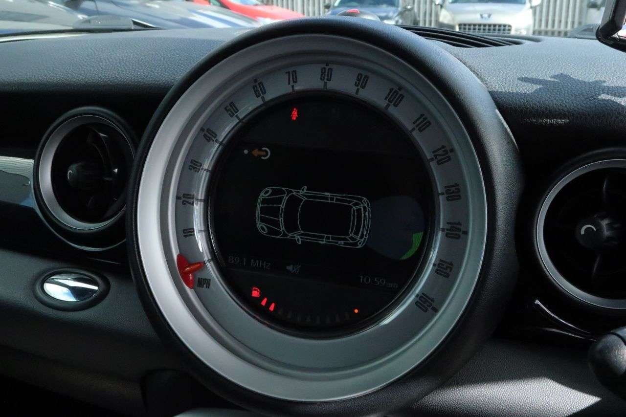 null MINI HATCH null MINI HATCH