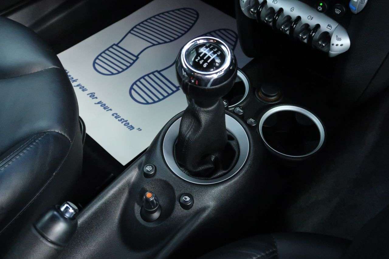 null MINI HATCH null MINI HATCH