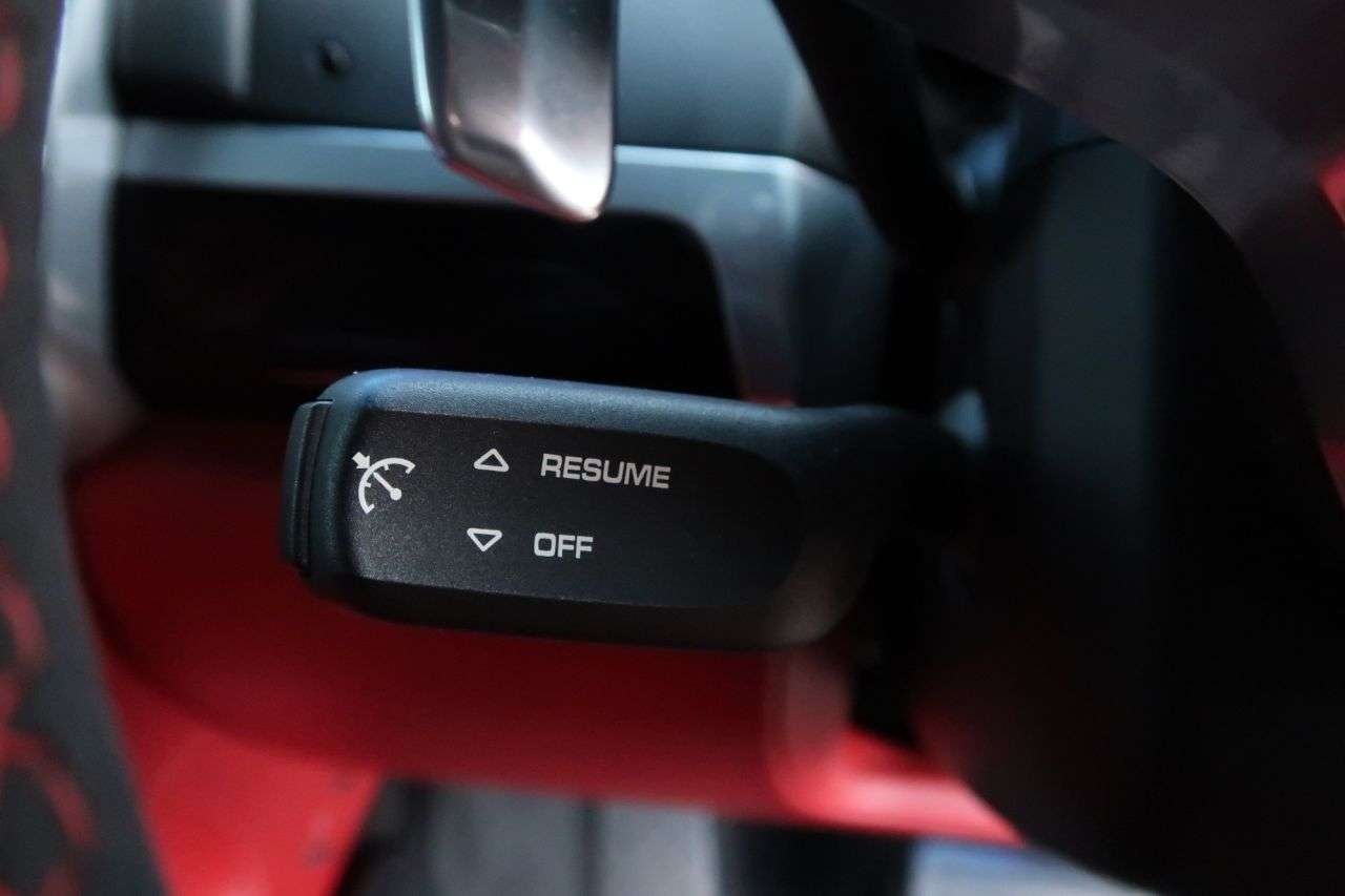 2015 PORSCHE CAYENNE 2015 PORSCHE CAYENNE