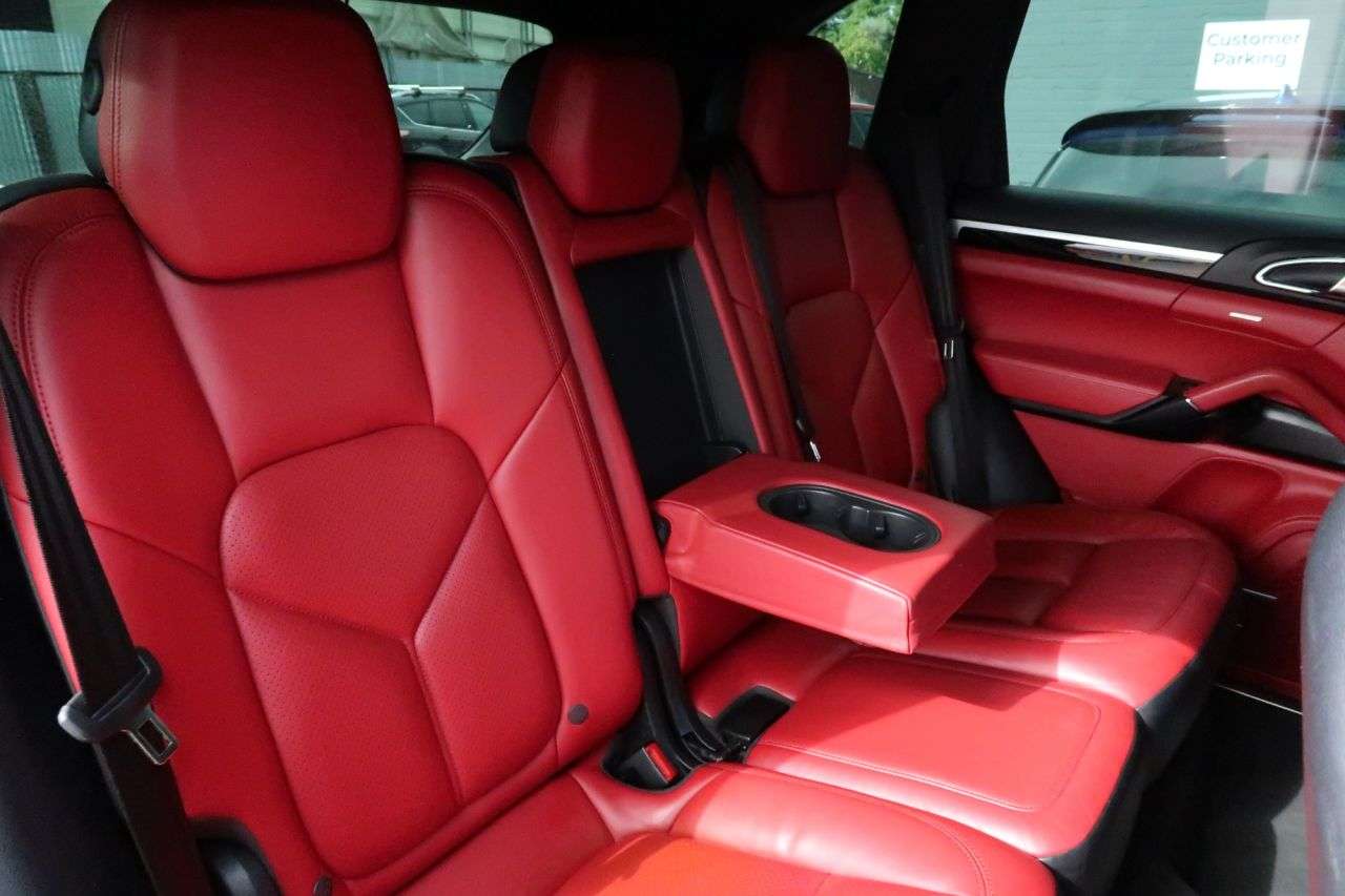 2015 PORSCHE CAYENNE 2015 PORSCHE CAYENNE