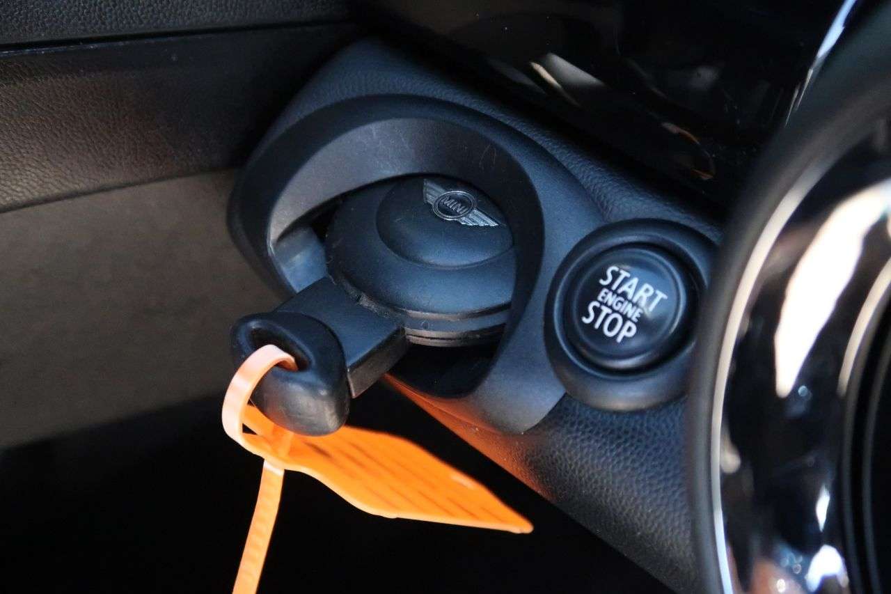 2014 MINI ROADSTER 2014 MINI ROADSTER