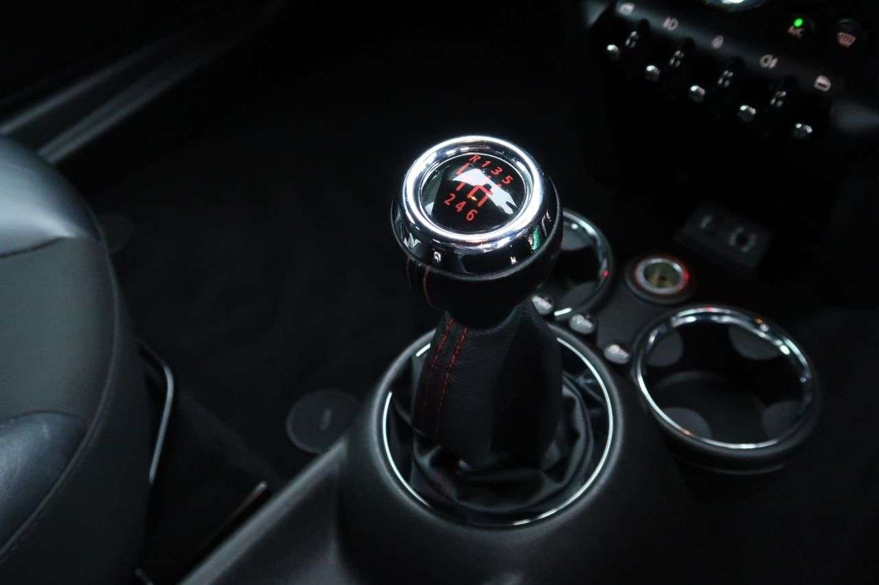 2013 MINI COUPE 2013 MINI COUPE