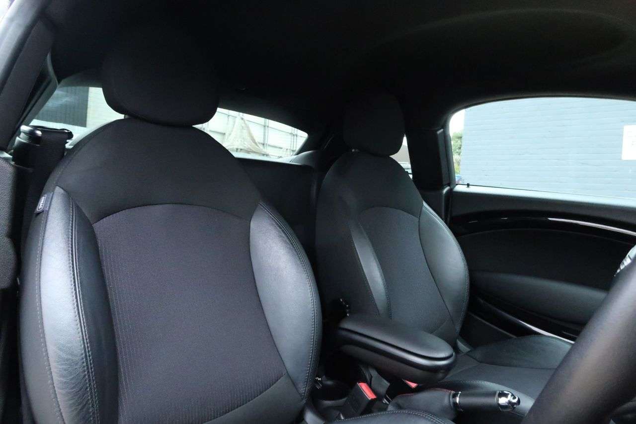 2013 MINI COUPE 2013 MINI COUPE