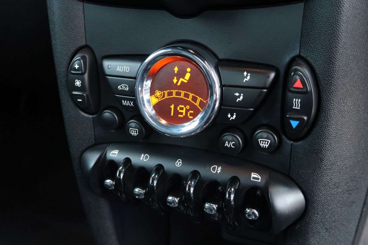 2013 MINI COUPE 2013 MINI COUPE