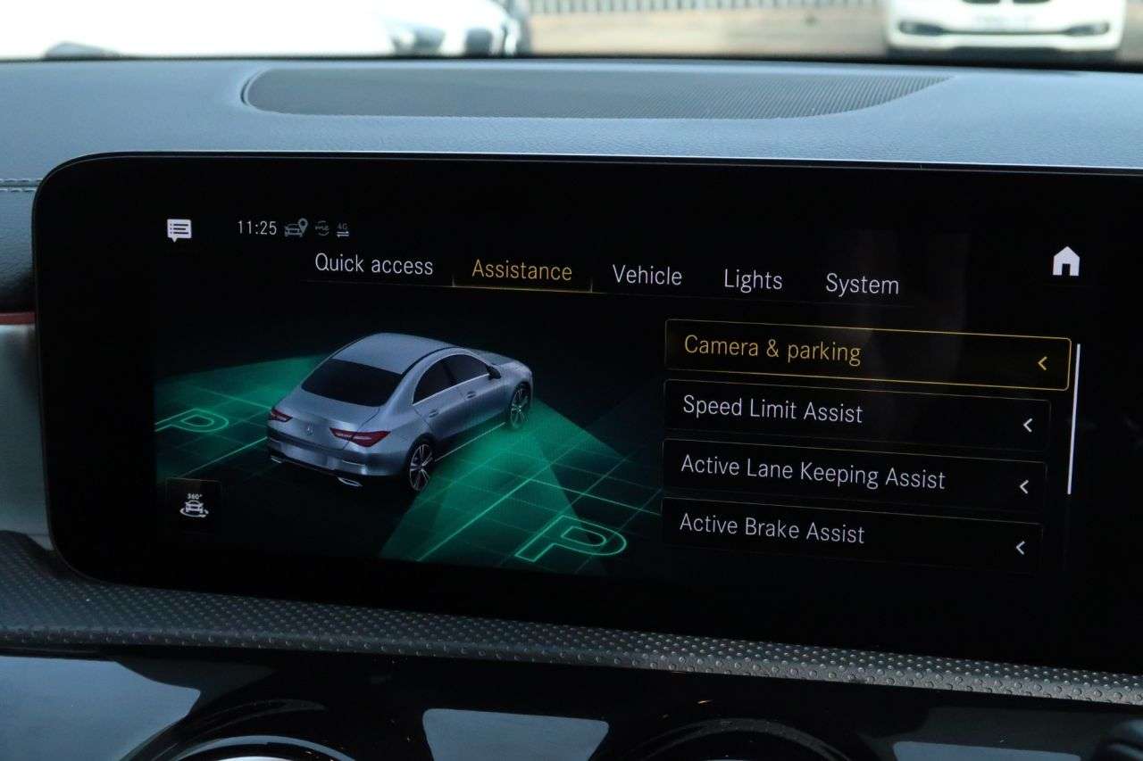 null MERCEDES-BENZ CLA null MERCEDES-BENZ CLA