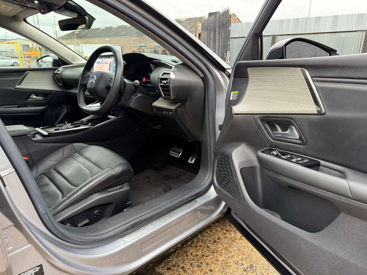 2023 CITROEN C5 X 2023 CITROEN C5 X