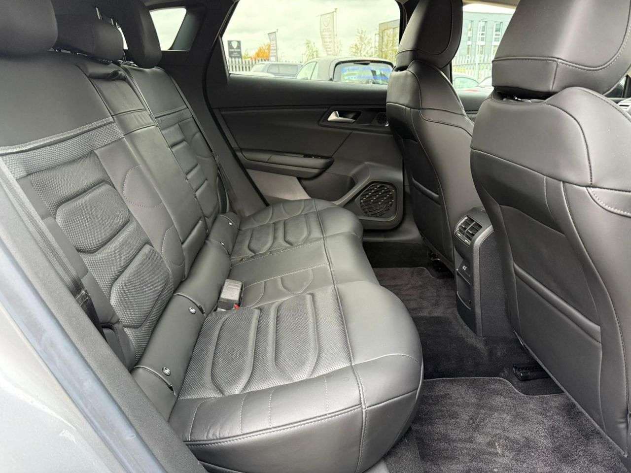 2023 CITROEN C5 X 2023 CITROEN C5 X