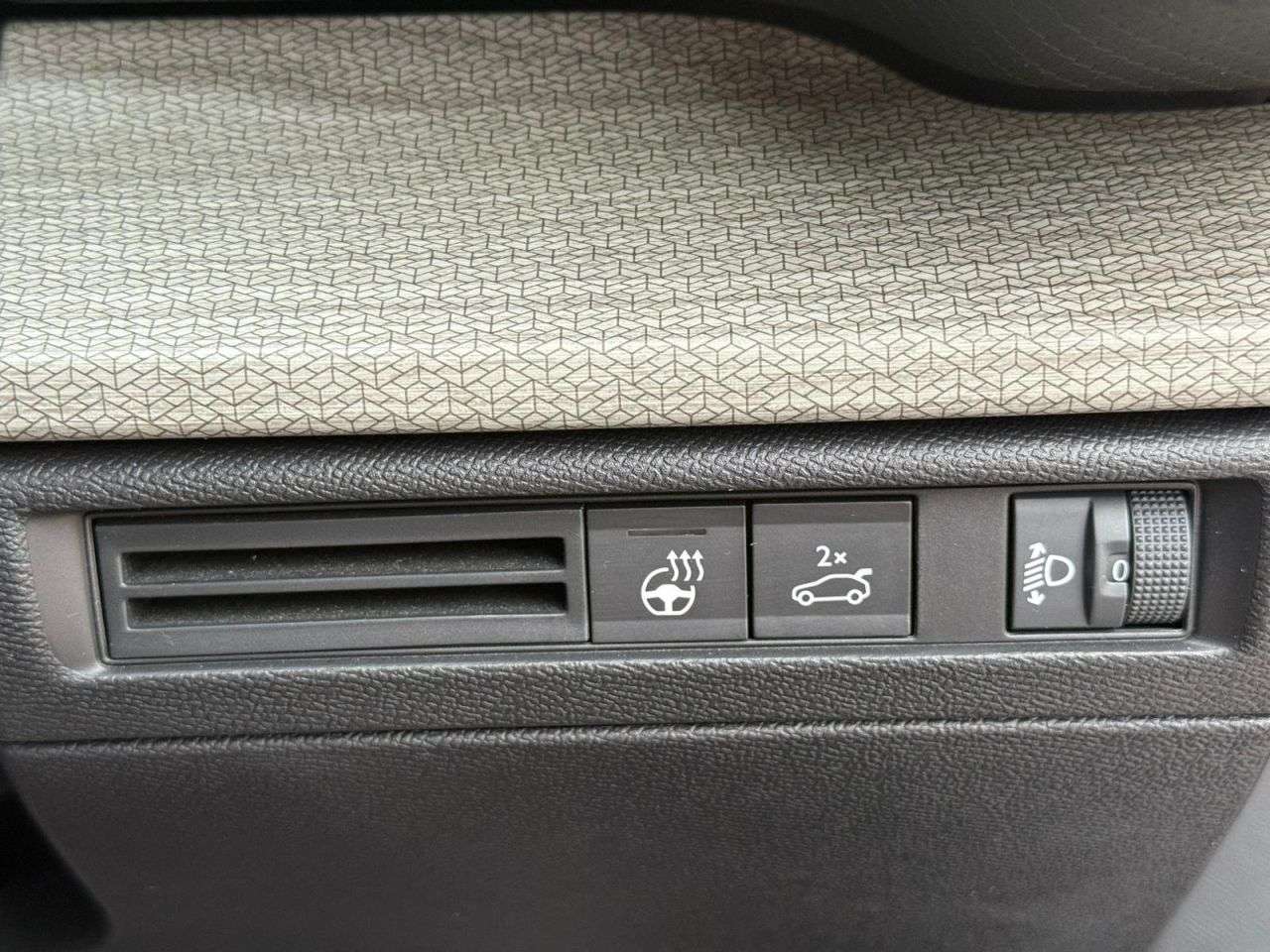 2023 CITROEN C5 X 2023 CITROEN C5 X