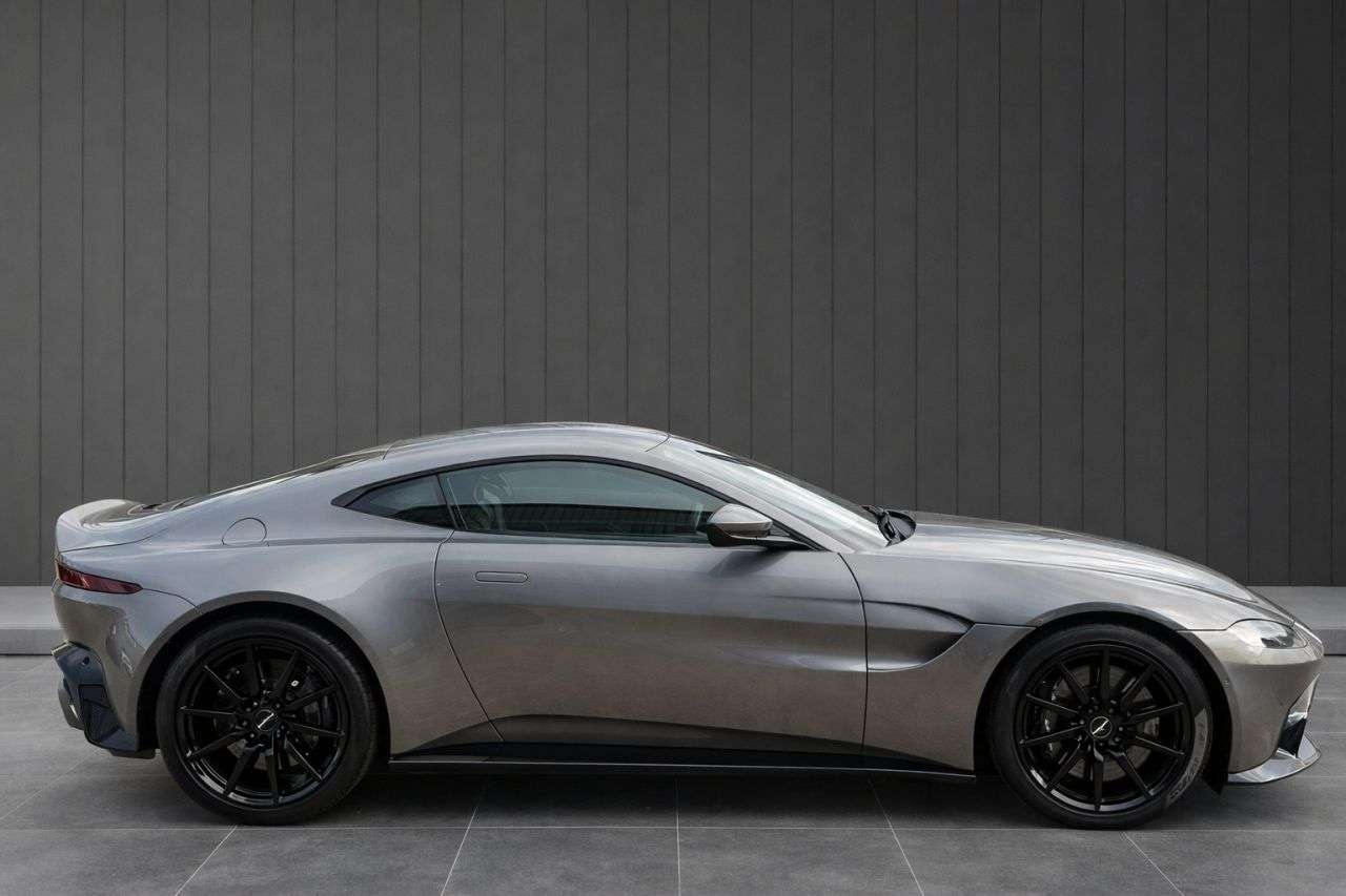 2019 ASTON MARTIN VANTAGE 2019 ASTON MARTIN VANTAGE