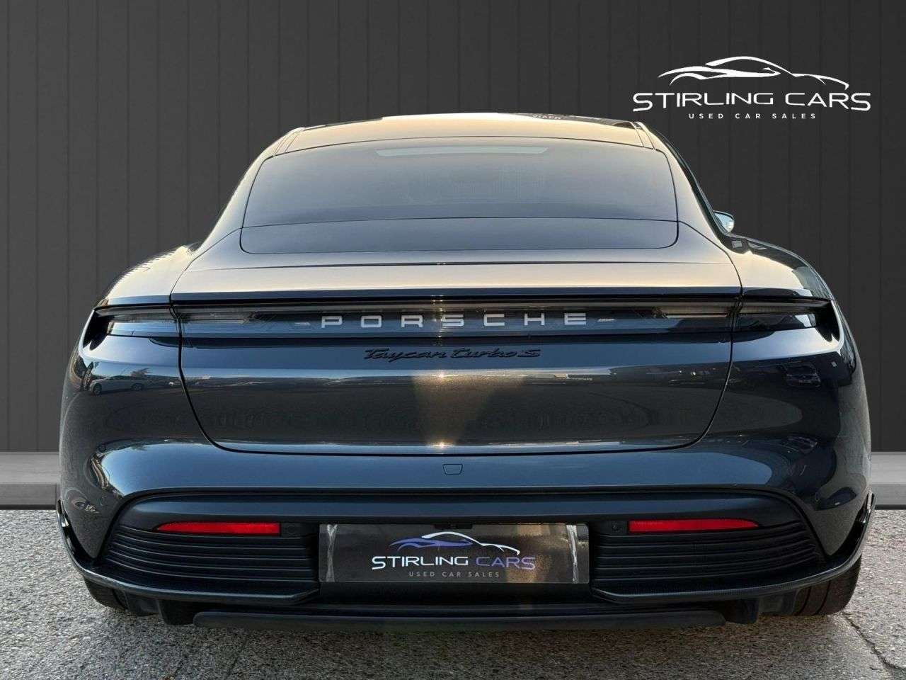 2020 PORSCHE TAYCAN 2020 PORSCHE TAYCAN