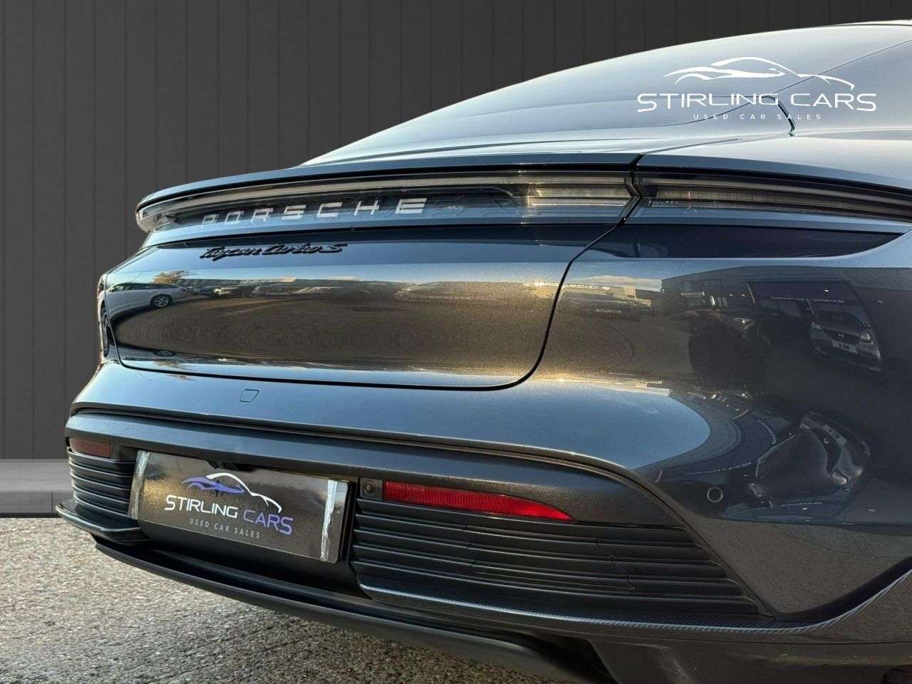 2020 PORSCHE TAYCAN 2020 PORSCHE TAYCAN
