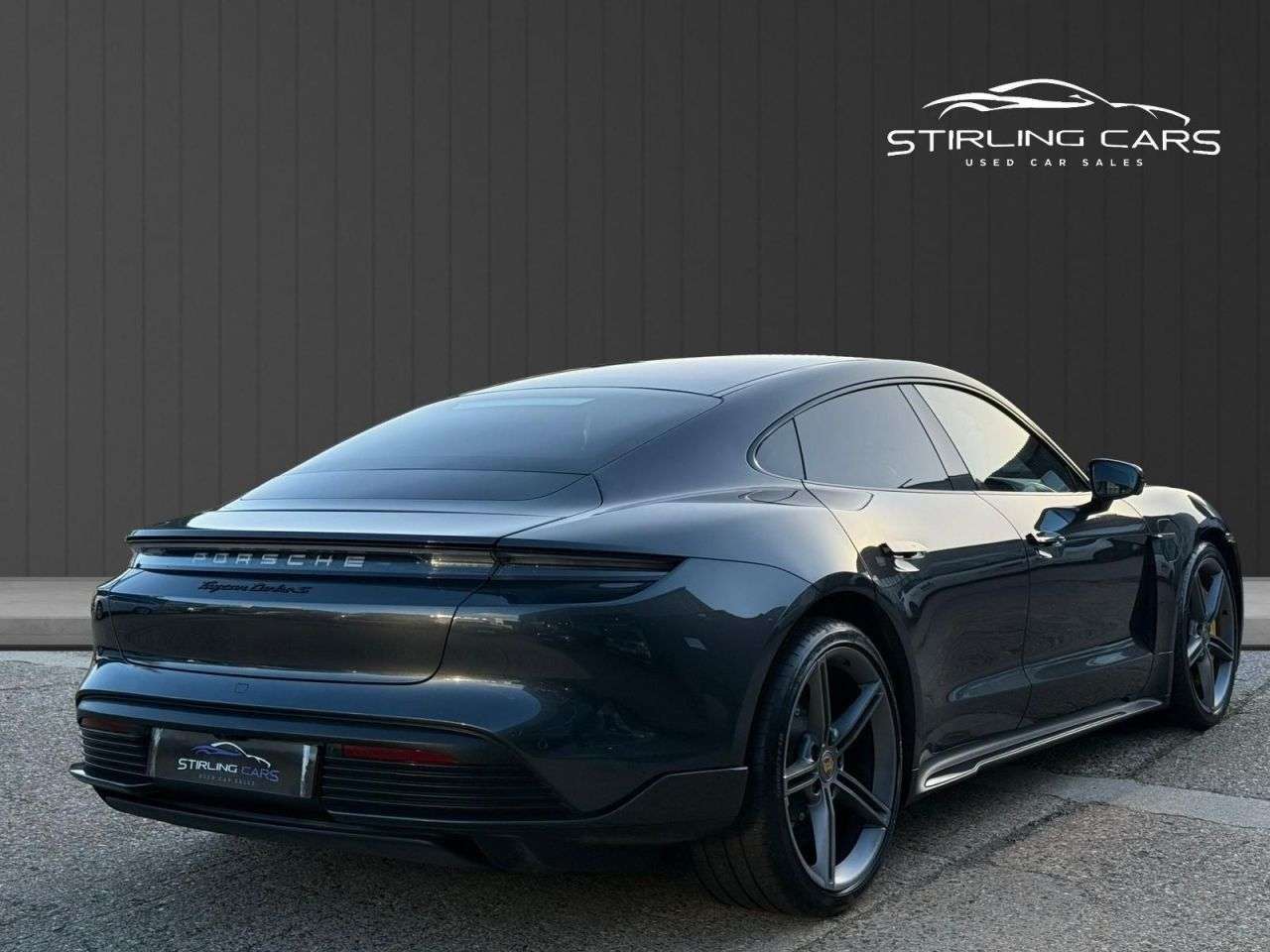 2020 PORSCHE TAYCAN 2020 PORSCHE TAYCAN