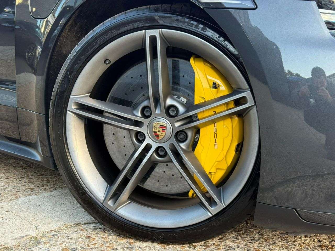 2020 PORSCHE TAYCAN 2020 PORSCHE TAYCAN