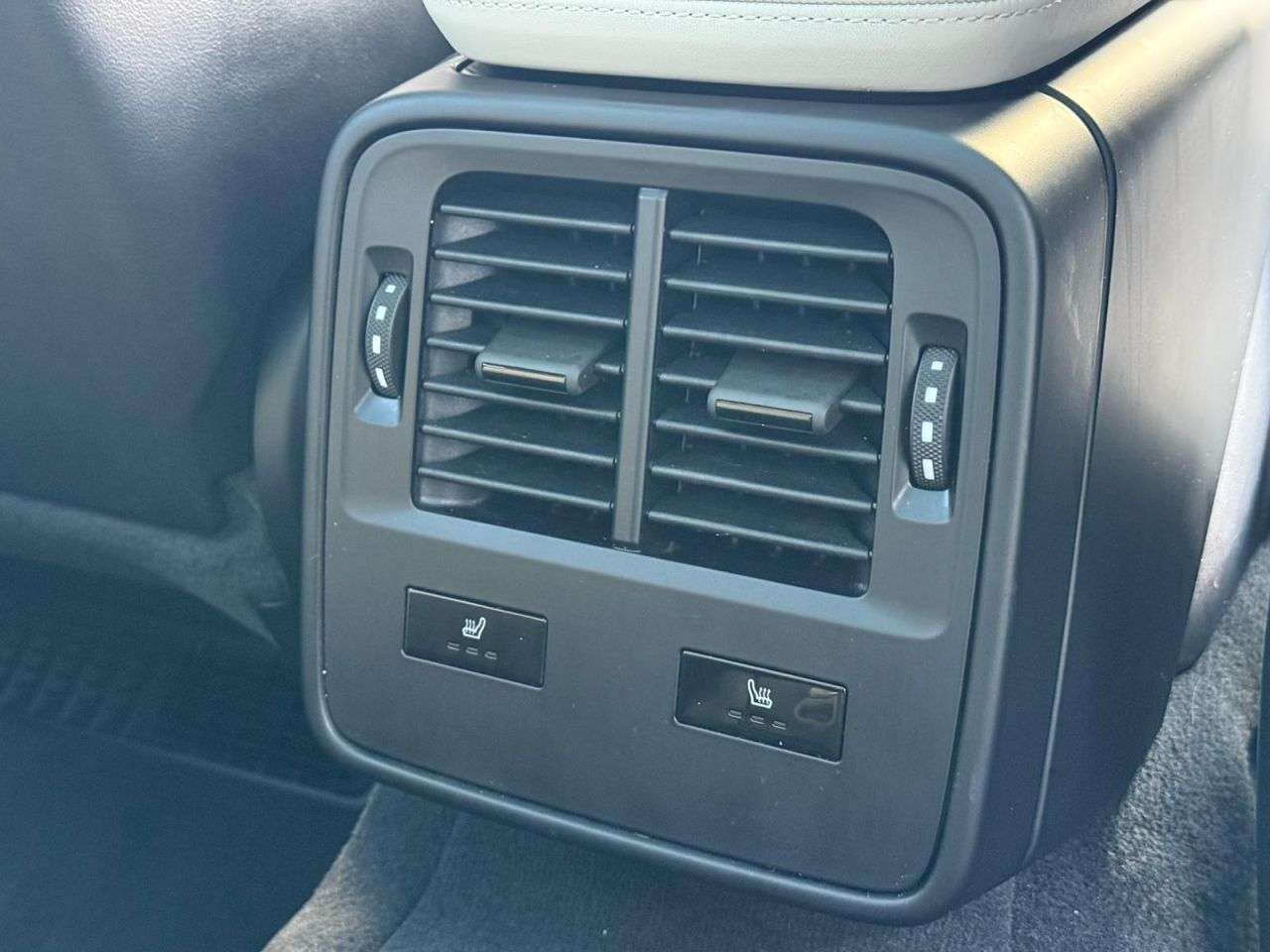 2020 PORSCHE TAYCAN 2020 PORSCHE TAYCAN