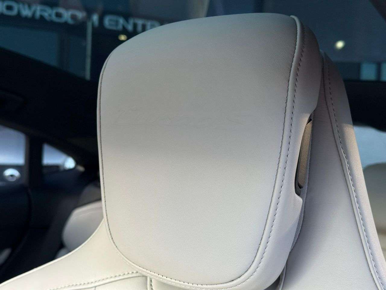 2020 PORSCHE TAYCAN 2020 PORSCHE TAYCAN