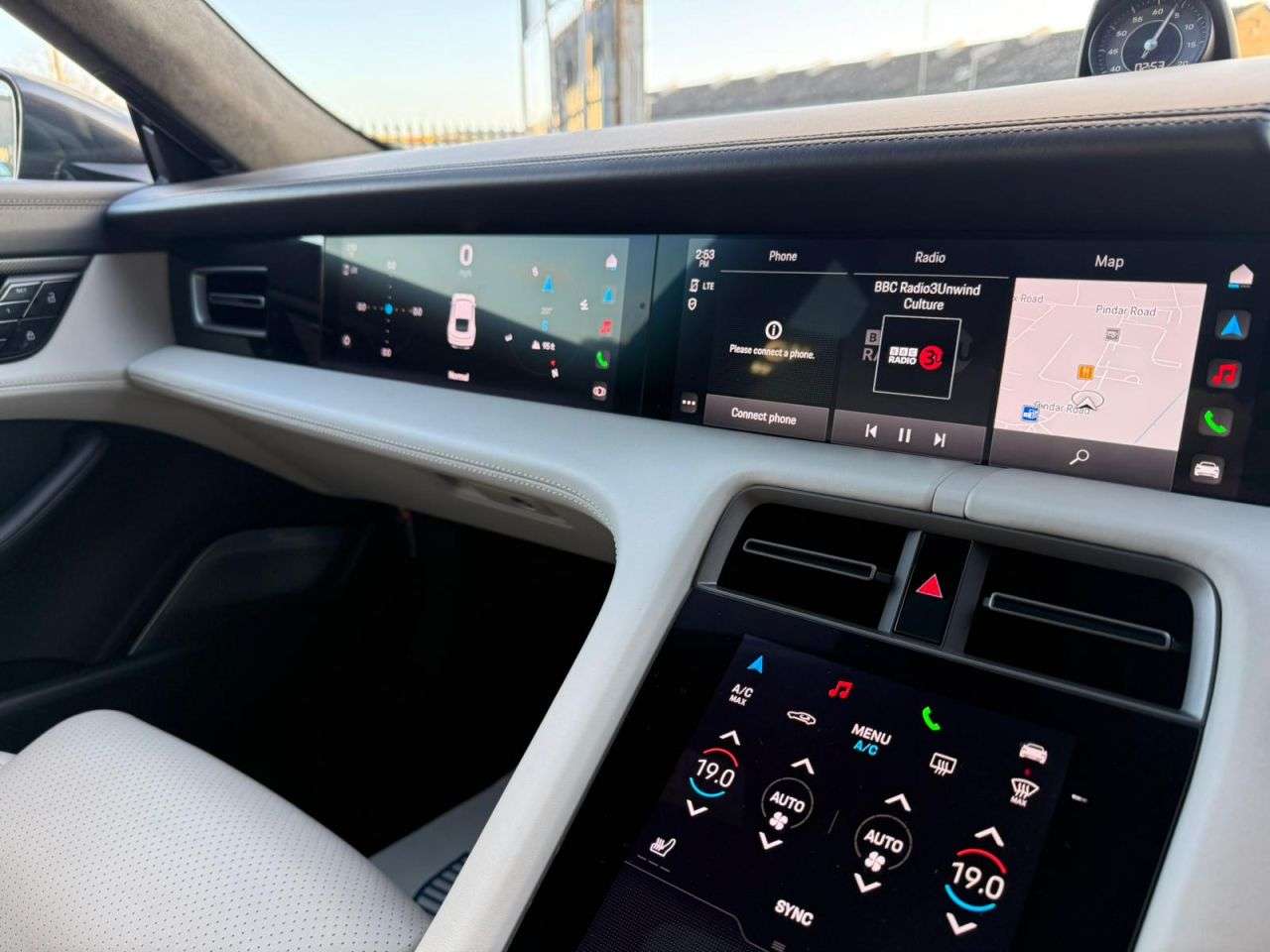 2020 PORSCHE TAYCAN 2020 PORSCHE TAYCAN