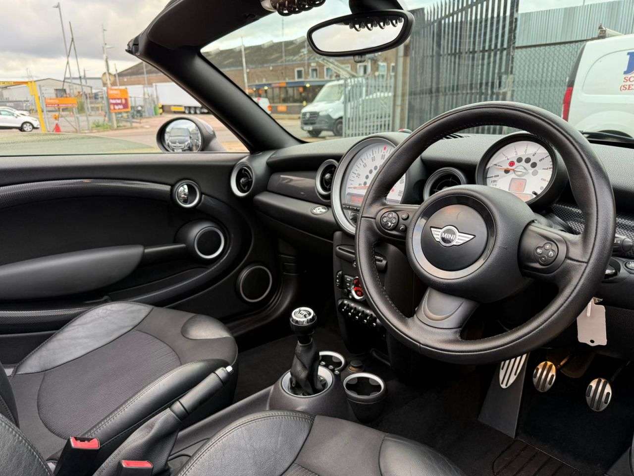 2012 MINI ROADSTER 2012 MINI ROADSTER