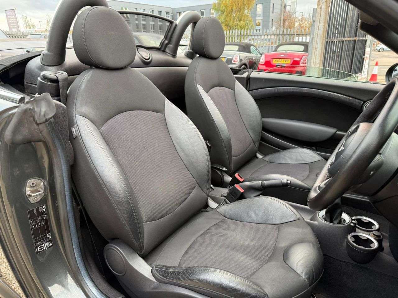 2012 MINI ROADSTER 2012 MINI ROADSTER