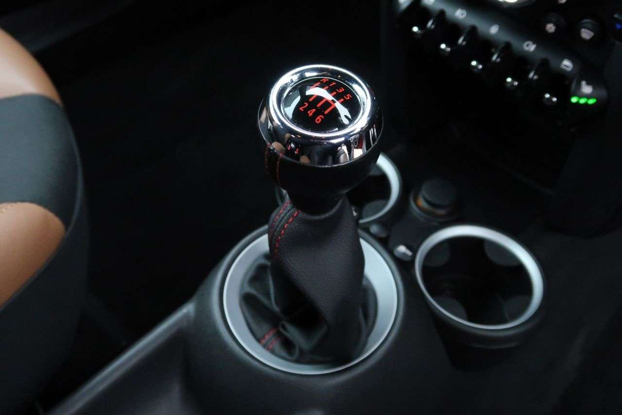 2010 MINI HATCH 2010 MINI HATCH