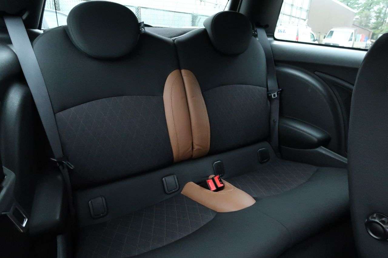 2010 MINI HATCH 2010 MINI HATCH